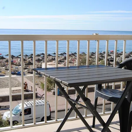 Frente Al Mar Apartment *